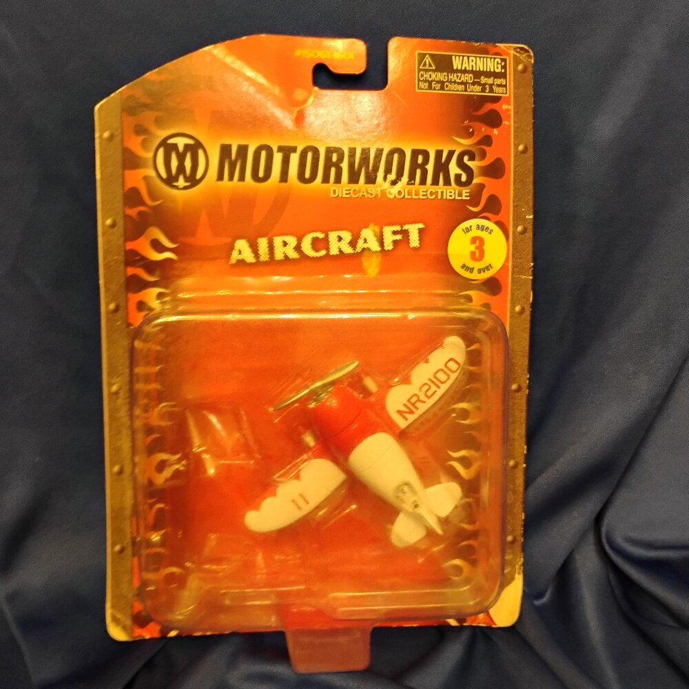 MAISTO MOTORWORKS NR2100 DIECAST AIRCRAFT GEE BEE SUPER SPORTSTER R-1